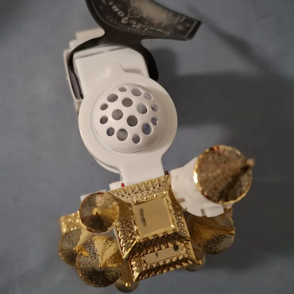 BBW Disney Gold & White Castle Wallflowers - Picture 5 of 6